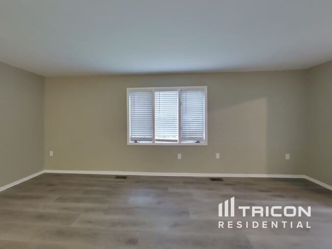 4717 Summertime Dr in Oxon Hill, MD - Building Photo - Building Photo