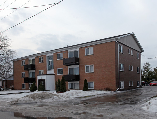 18 Frank St in Clarington, ON - Building Photo - Primary Photo