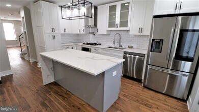2069 E Fletcher St in Philadelphia, PA - Building Photo - Building Photo