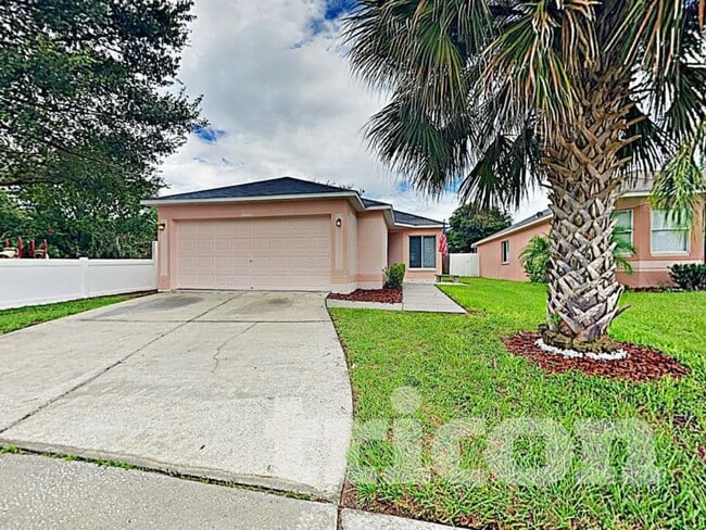 property at 4432 Country Hills Blvd