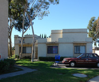 6532 Westpark Pl in Westminster, CA - Foto de edificio - Building Photo