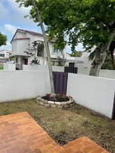 780 NW 106th Ave, Unit B1 in Miami, FL - Building Photo - Building Photo