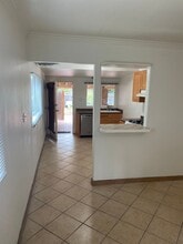 144 N La Luna Ave in Ojai, CA - Building Photo - Building Photo