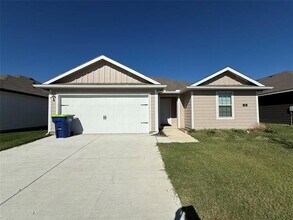 240 Boxwood Dr in Royse City, TX - Building Photo - Building Photo