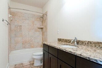 1582 Wickham Pond Dr in Charlottesville, VA - Building Photo - Building Photo