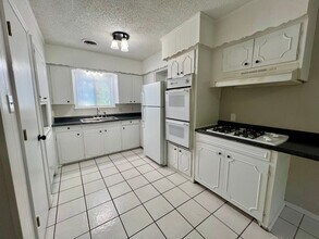 708 8th St in Barling, AR - Building Photo - Building Photo