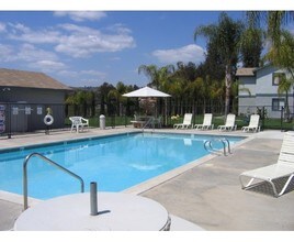 Ridgecrest Apartments in Murrieta, CA - Building Photo - Building Photo