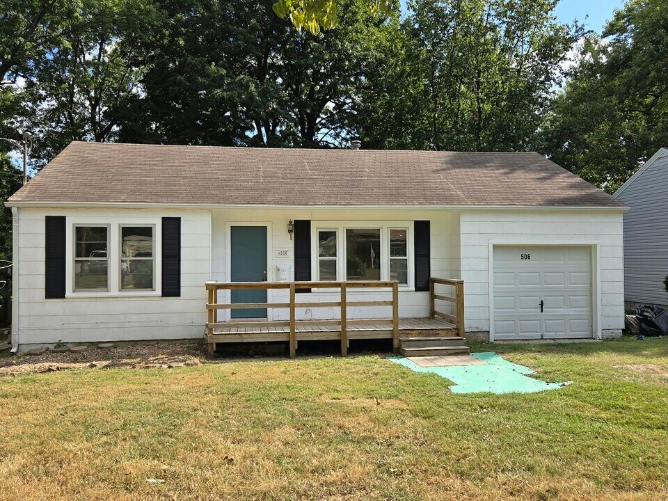 506 W Catalpa St in Springfield, MO - Building Photo