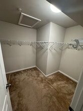 9102 Vlg Spgs Dr in Upper Marlboro, MD - Foto de edificio - Building Photo