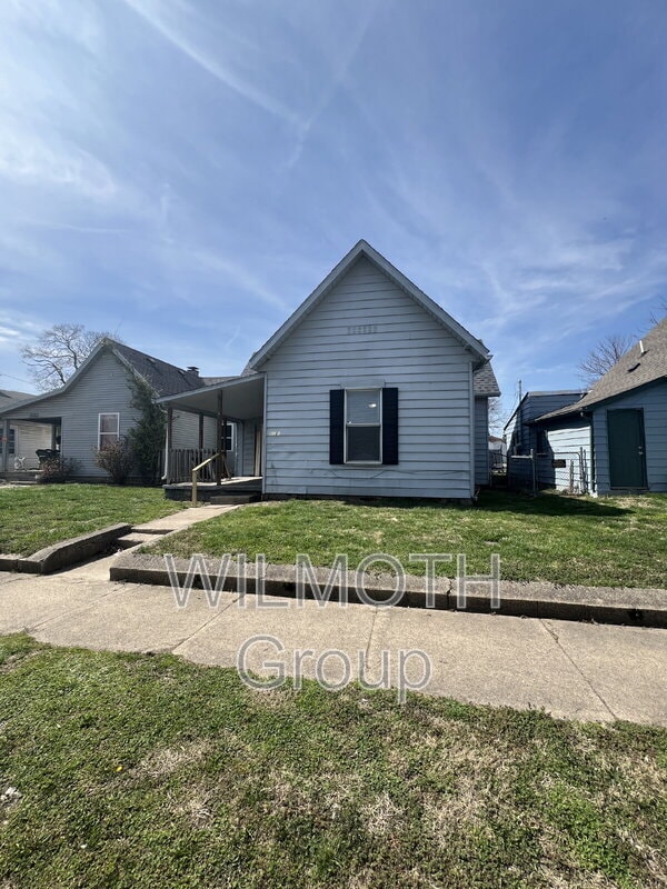 property at 1234 S Sheffield Ave