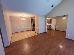 1001 Trenton Dr in Fort Smith, AR - Building Photo - Building Photo