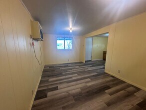 407 Westminster Ave-Unit -B in San Antonio, TX - Building Photo - Building Photo