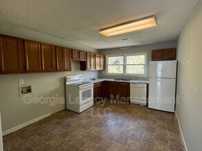 724 Belmont St in Commerce, GA - Building Photo - Building Photo