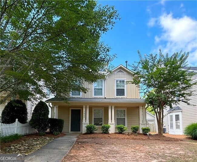 property at 7888 The Lakes Dr