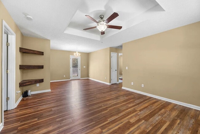 288 Blackey Bandy Rd in Bethpage, TN - Building Photo - Building Photo