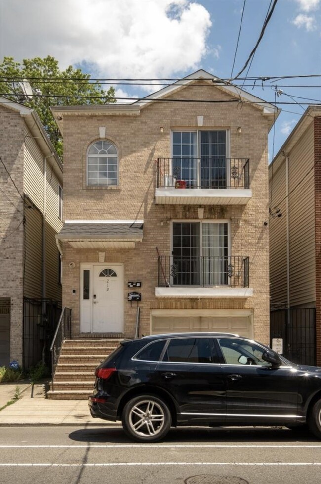 property at 212 New York Ave