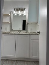 6115 Standing Oaks Dr in Houston, TX - Building Photo - Building Photo