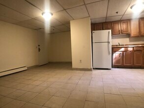 1160 Commonwealth Ave, Unit 0D in Boston, MA - Foto de edificio - Building Photo