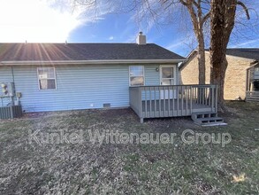 914 Terrace Ct in O'Fallon, IL - Foto de edificio - Building Photo