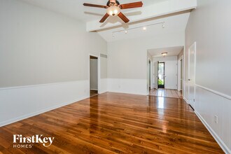 1731 Wishingwell Dr in St. Louis, MO - Building Photo - Building Photo