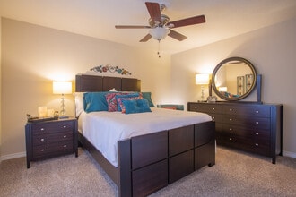 Harwood Hills in Bedford, TX - Foto de edificio - Interior Photo