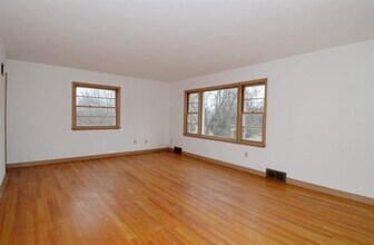 529 W Olin Ave in Madison, WI - Building Photo - Building Photo