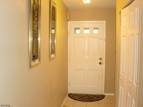 1 Tripplet Rd in Franklin Township, NJ - Building Photo - Building Photo