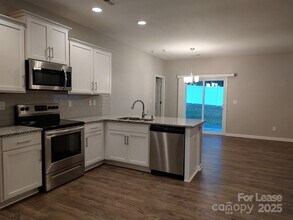 10500 Bradstreet Commons Way in Charlotte, NC - Building Photo - Building Photo