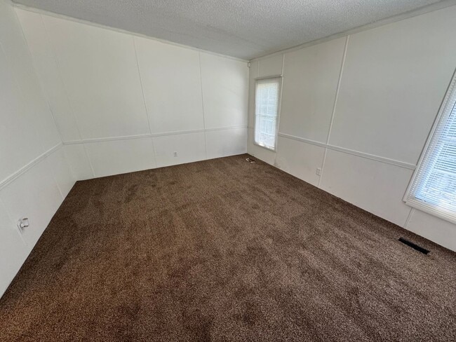 1557 Meadow Ln in Birmingham, AL - Building Photo - Building Photo