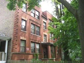 5471 S Ridgewood Ct in Chicago, IL - Foto de edificio