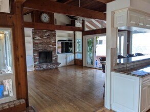 5617 Dorothy Way in San Diego, CA - Building Photo - Building Photo