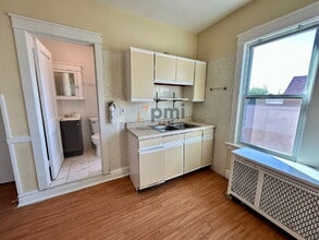 1500 W Fred St in Whiting, IN - Foto de edificio - Building Photo