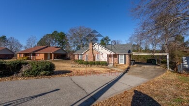 7193 Secretariat Dr in Columbus, GA - Building Photo - Building Photo