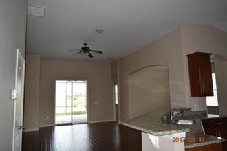 5612 Aral Dr in Lakeland, FL - Building Photo - Building Photo
