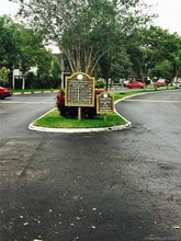 3115 Oakland Shores Dr-Unit -E109 in Oakland Park, FL - Building Photo - Building Photo