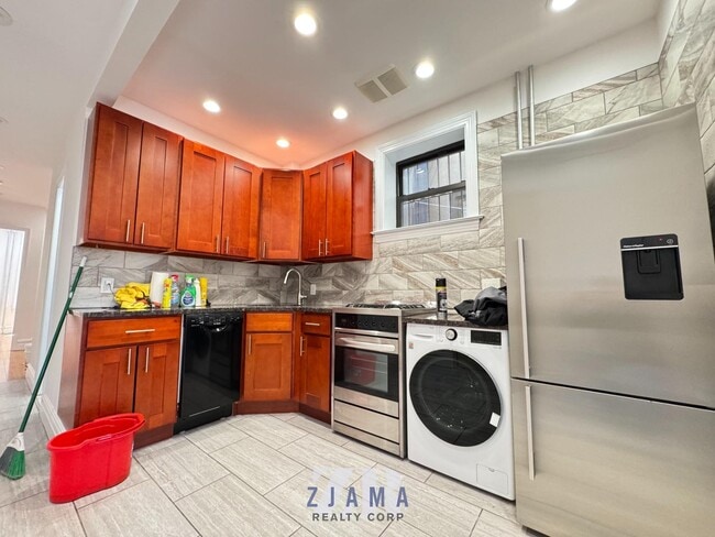 property at 493 7th Ave