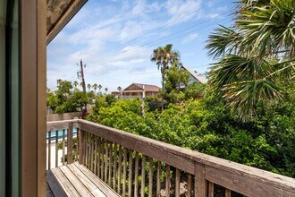 1118 E Esperanza St, Unit 360 in South Padre Island, TX - Building Photo - Building Photo