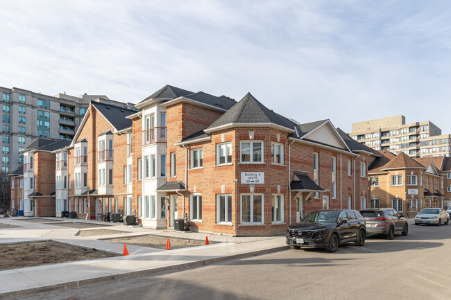 Emerald Gate Townhouses in Vaughan, ON - Building Photo - Building Photo