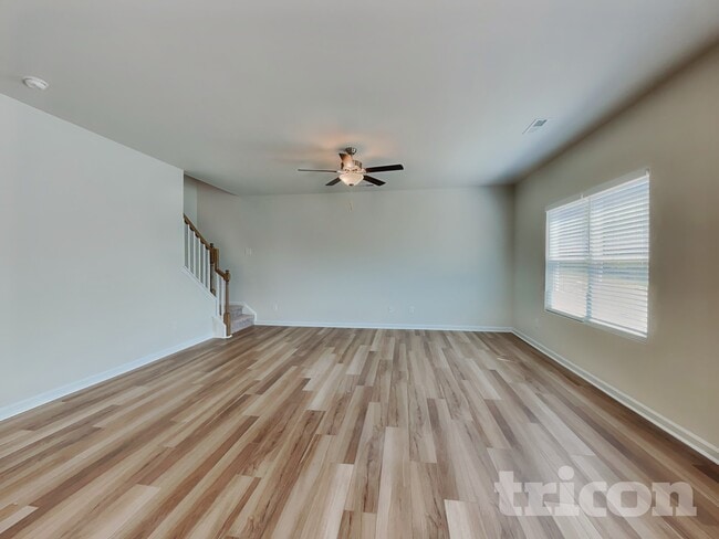 3718 Streamside Dr in Thomasville, NC - Building Photo - Building Photo