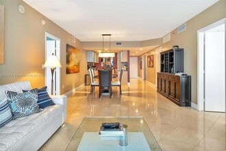 1850 S Ocean Dr, Unit 3107 in Hallandale Beach, FL - Building Photo - Building Photo