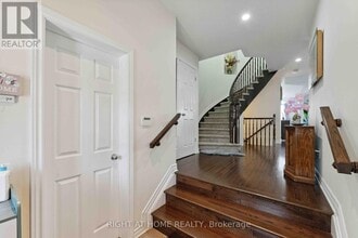173 Garrity Crescent in Ottawa, ON - Building Photo - Building Photo