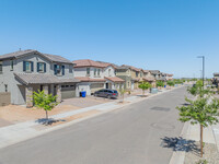 Redwood Valley at Escalante in Surprise, AZ - Foto de edificio - Building Photo