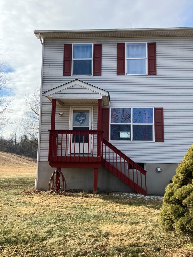 131 Ridgebury Rd in New Hampton, NY - Building Photo - Building Photo