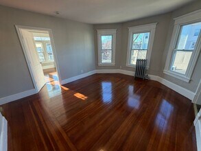 242-244-244 Orange St in Springfield, MA - Building Photo - Building Photo