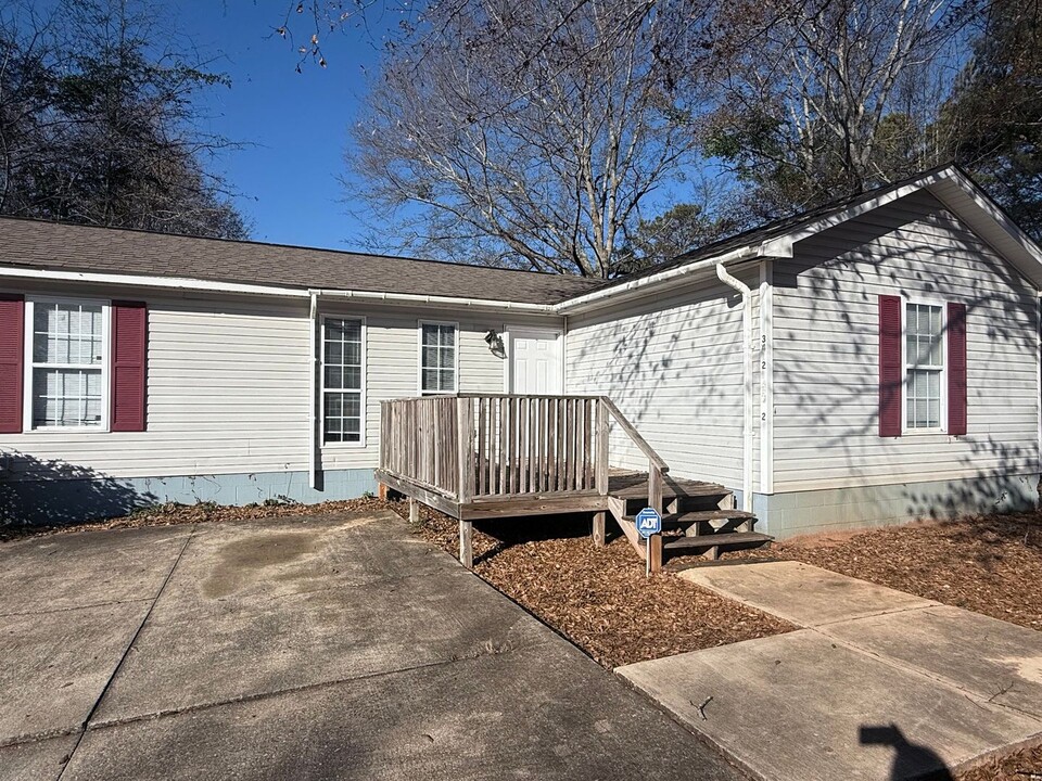 3412 Chilton Ave in Opelika, AL - Building Photo