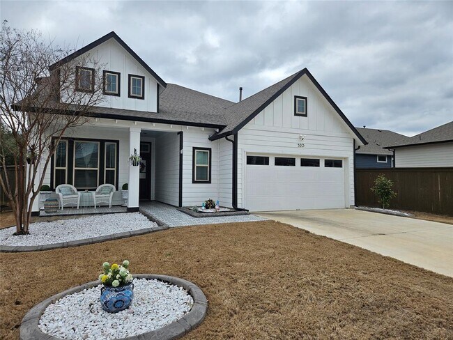 520 Smilser Ln in Leander, TX - Building Photo - Building Photo