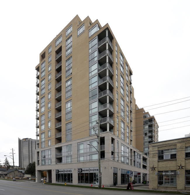 Condo Culture in Waterloo, ON - Building Photo - Building Photo