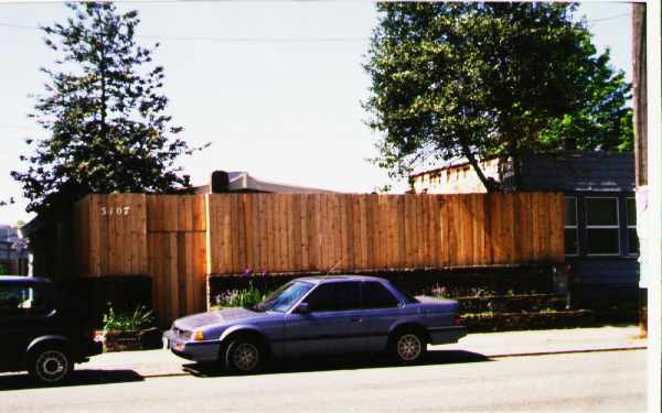 3107 Eastlake Ave in Seattle, WA - Building Photo