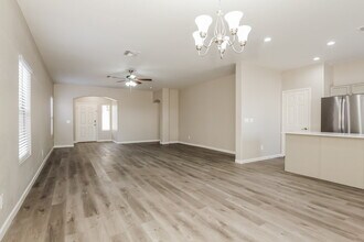 1607 S 79th Ln in Phoenix, AZ - Building Photo - Building Photo