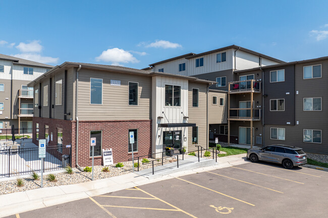 The Overture on Cliff in Sioux Falls, SD - Building Photo - Building Photo